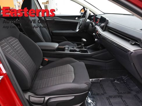 Used 2025 Kia K5 LXS FWD image 24