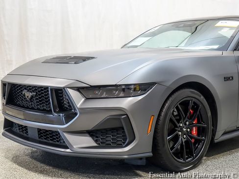 Certified 2025 Ford Mustang GT Premium RWD image 3
