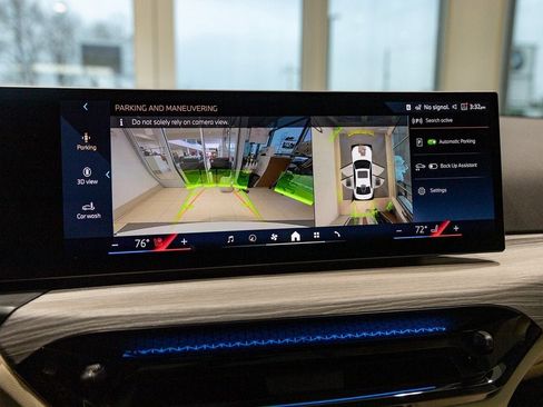 New 2026 BMW 330i xDrive Sedan w/ Convenience Package image 31