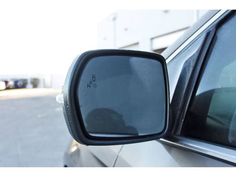 Used 2019 Ford Edge Titanium image 10