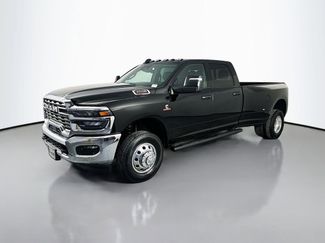 New 2026 RAM 3500 Tradesman AWD/4WD video 3