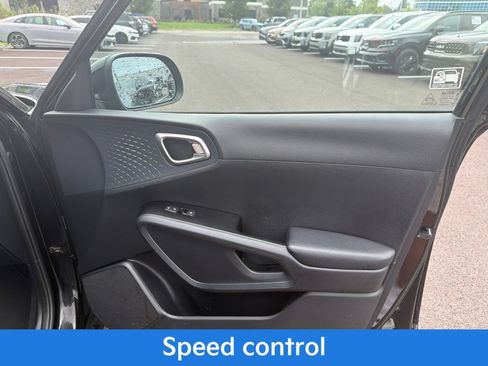Used 2021 Kia Soul S FWD image 22