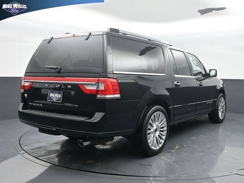 Used 2017 Lincoln Navigator L Reserve AWD/4WD image 7