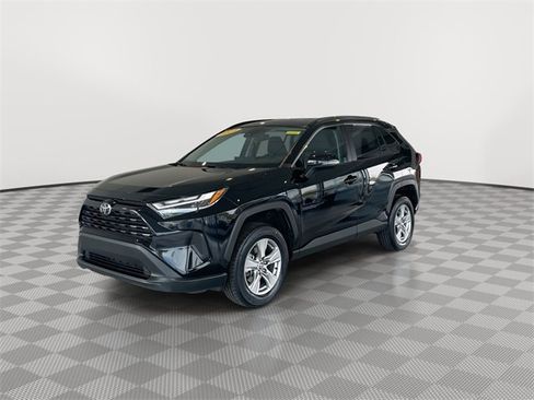 Used 2023 Toyota RAV4 XLE image 5