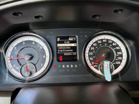 Used 2022 RAM 1500 Classic SLT RWD image 23