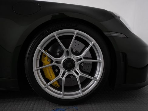 Used 2026 Porsche 911 GT3 RWD image 19