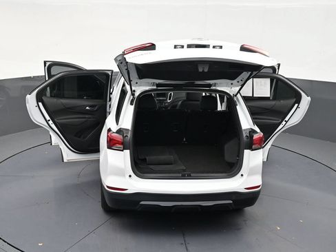 Used 2023 Chevrolet Equinox LT FWD image 33