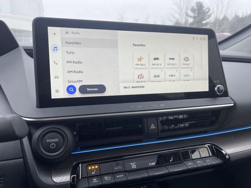 Used 2025 Toyota Prius XLE image 16