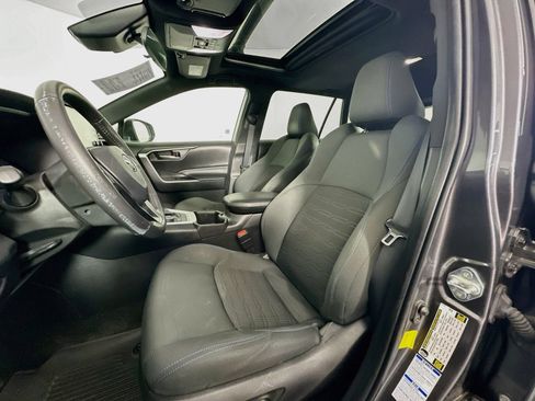 Certified 2022 Toyota RAV4 SE w/ Convenience Package AWD/4WD image 21