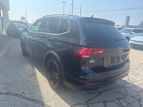 Used 2023 Volkswagen Tiguan SE R-Line AWD/4WD image 6