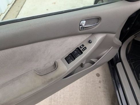 Used 2007 Nissan Altima 2.5 S image 9