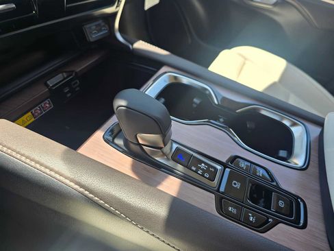 New 2026 Lexus RX 450h AWD image 32