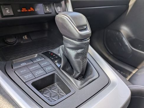 Used 2023 Toyota RAV4 XLE Premium AWD/4WD image 29