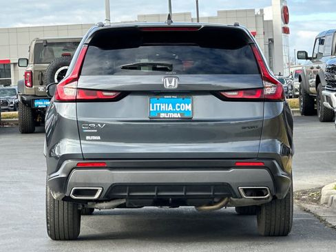 Used 2025 Honda CR-V Sport image 7