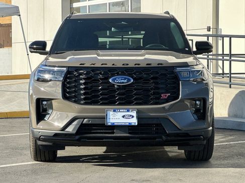 New 2026 Ford Explorer ST w/ Sun And Sound Package image 8