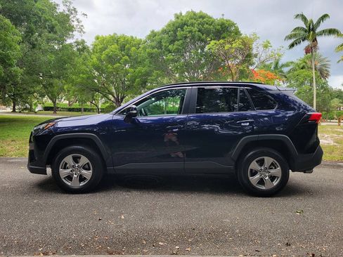 Used 2025 Toyota RAV4 XLE FWD image 5