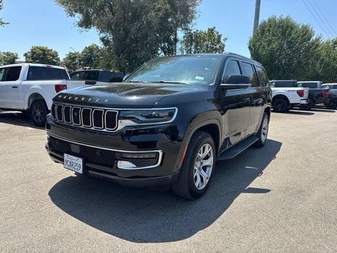 Used 2022 Jeep Wagoneer Series I w/ Convenience Group I AWD/4WD image 1