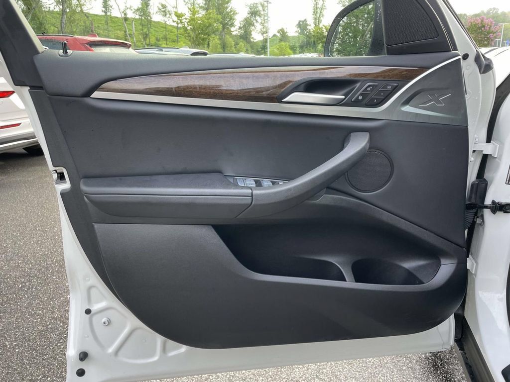 Used 2023 BMW X3 sDrive30i w/ Premium Package RWD image 5