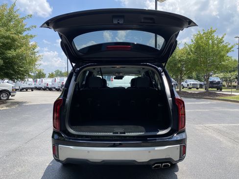 Used 2023 Kia Telluride S AWD/4WD image 11