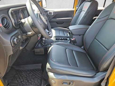 Used 2026 Jeep Wrangler Unlimited Rubicon AWD/4WD image 10