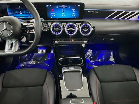 Used 2024 Mercedes-Benz CLA 35 AMG 4MATIC image 11