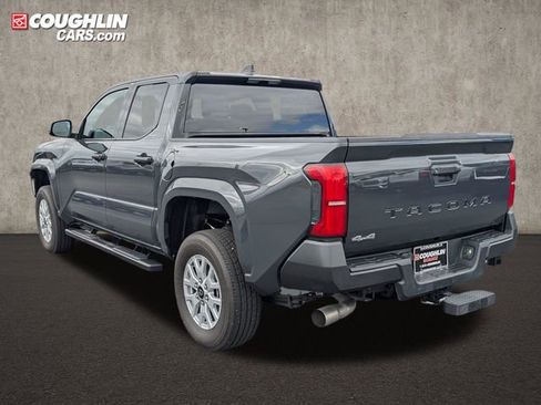 Used 2024 Toyota Tacoma SR AWD/4WD image 5