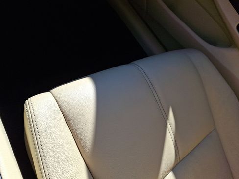 Used 2012 Honda Crosstour EX-L image 26