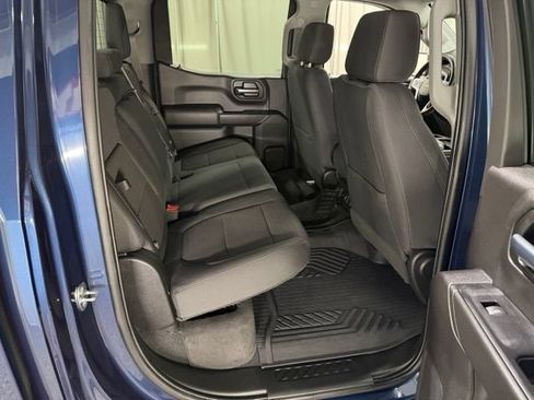 Used 2020 Chevrolet Silverado 1500 LT w/ Convenience Package AWD/4WD image 9