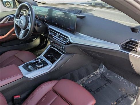 Used 2024 BMW 440i xDrive Convertible w/ Premium Package image 22