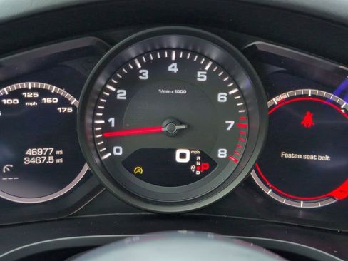 Used 2021 Porsche Cayenne image 16