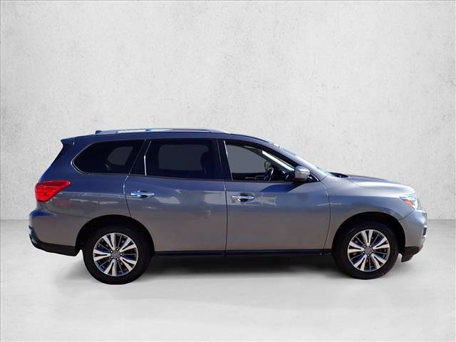 Used 2019 Nissan Pathfinder SV AWD/4WD image 5