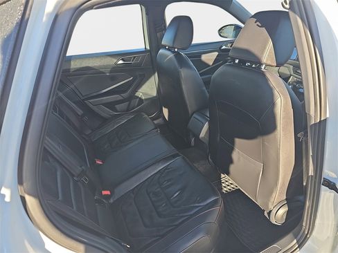 Used 2021 Volkswagen Jetta GLI Autobahn w/ GLI Autobahn Black Package image 16