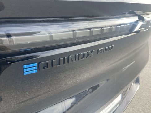 Used 2025 Chevrolet Equinox EV RS w/ Convenience Package II image 12