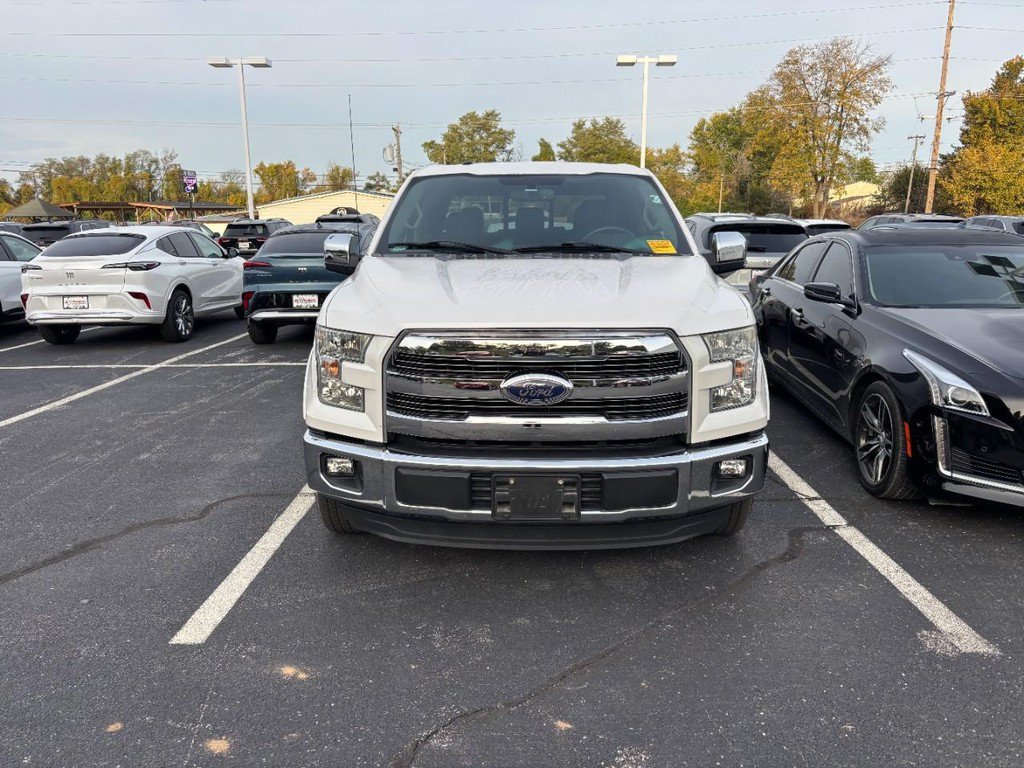Used 2015 Ford F150 Lariat RWD image 2