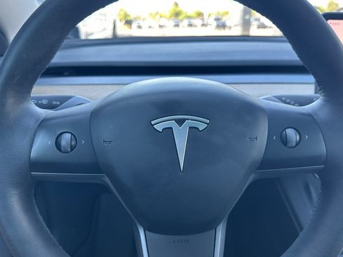 Used 2023 Tesla Model 3 Standard Range RWD image 34