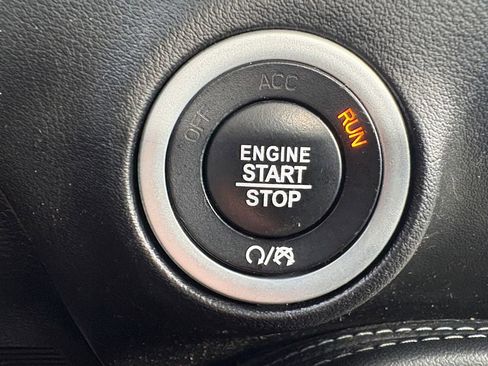 Used 2021 Dodge Challenger GT w/ Plus Package image 11