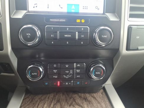 Used 2019 Ford F250 Lariat w/ Lariat Ultimate Package image 19