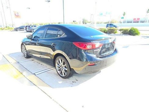 Used 2018 MAZDA MAZDA3 Touring image 7