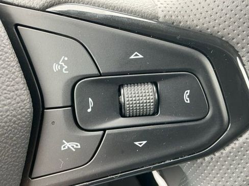 New 2026 Chevrolet Trax LT image 16