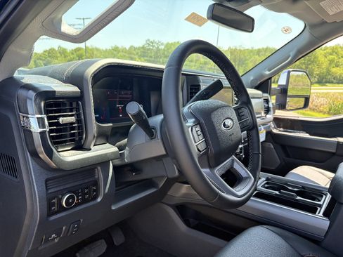 New 2026 Ford F350 Lariat w/ Lariat Ultimate Package AWD/4WD image 29