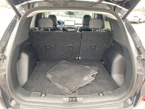 Used 2023 Ford Escape Platinum AWD/4WD image 21