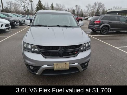 Used 2015 Dodge Journey Crossroad w/ Flexible Seating Group image 2