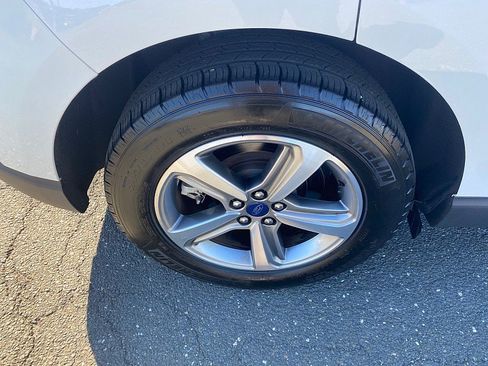 Certified 2022 Ford Edge SEL w/ Convenience Package image 17