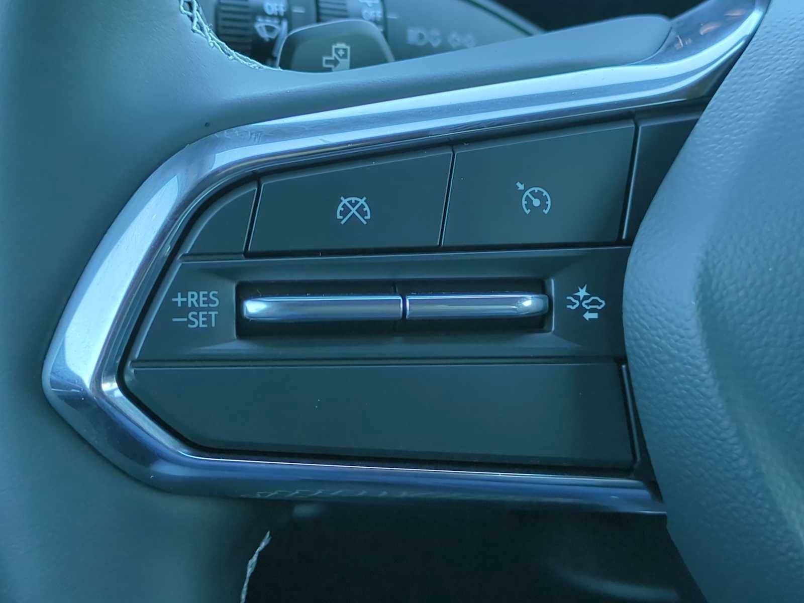 New 2026 Chevrolet Equinox EV LT AWD/4WD image 15
