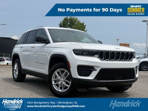 New 2026 Jeep Grand Cherokee Laredo X RWD image 1