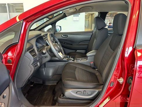 Certified 2024 Nissan Leaf SV Plus FWD image 16