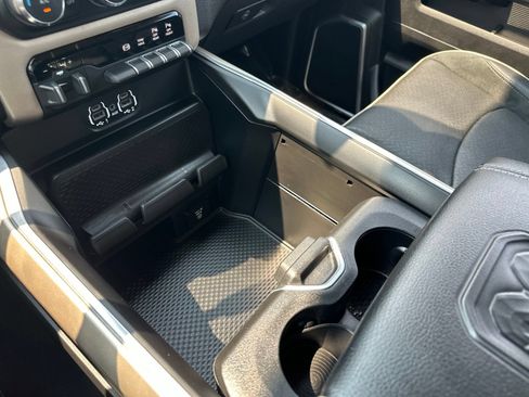 Used 2021 RAM 2500 Laramie AWD/4WD image 76