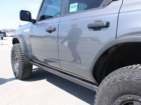 Used 2024 Ford Bronco Everglades image 44