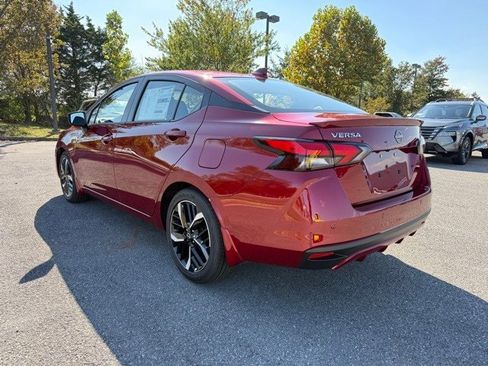 New 2025 Nissan Versa SR w/ Trunk Package image 7