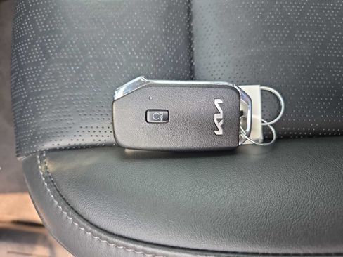 Used 2024 Kia Sorento EX w/ Panoramic Sunroof Package AWD/4WD image 28
